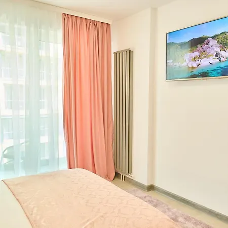Smarald Apartment Alezzi Spa N Pools Beach Resort Mamaia